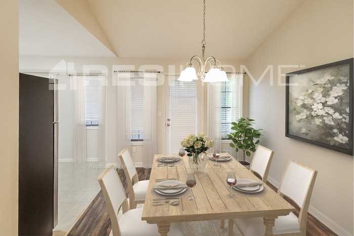 407 Cindy Dr Se - Photo 3 of 18