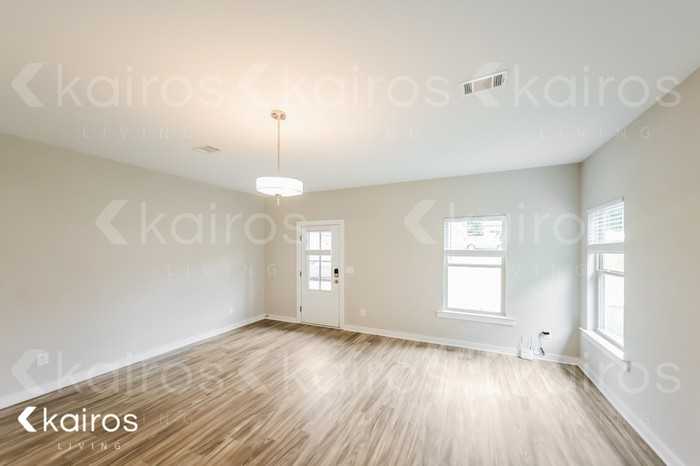 11506 Crimson Ridge Rd - Photo 5 of 16