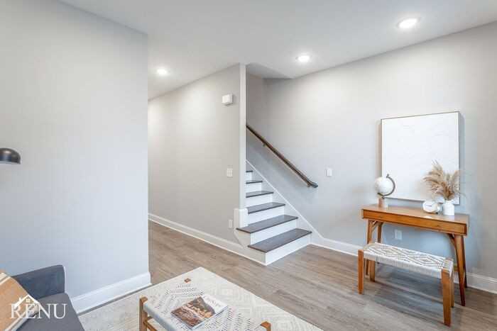 2322 E 18th Street Pl - Photo 6 of 17