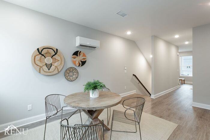 2322 E 18th Street Pl - Photo 7 of 17