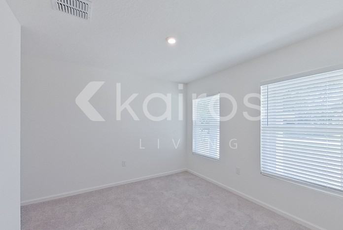 8245 100th Ave - Photo 7 of 21