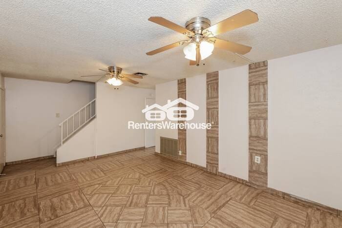 167 Pecos Way - Photo 3 of 20