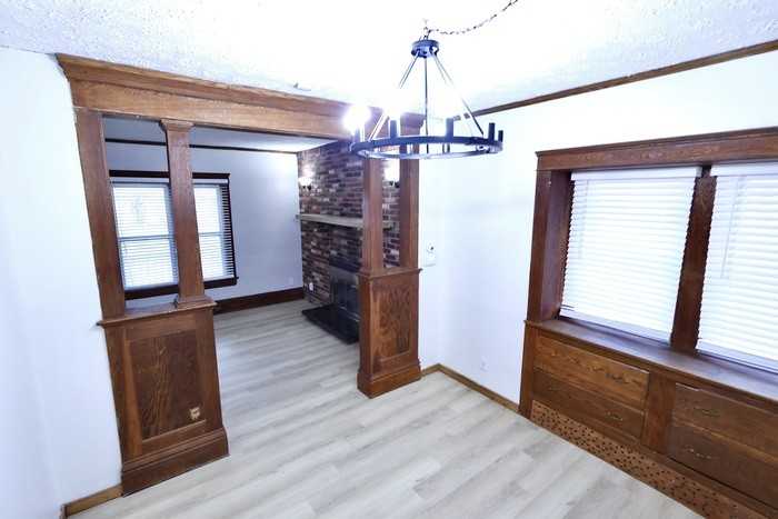 316 Grand Ave - Photo 6 of 20