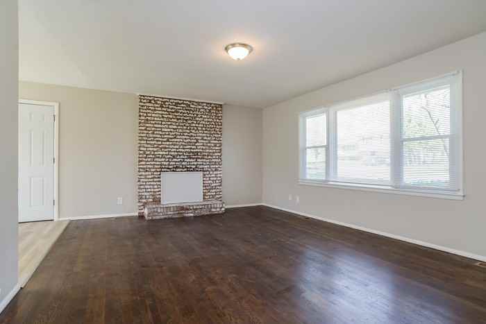 8001 E 91st Ter - Photo 4 of 12