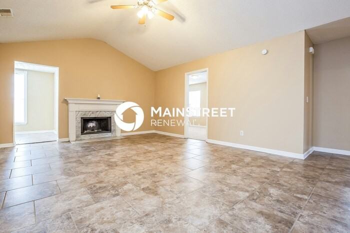 403 Lake Forest Dr - Photo 2 of 15