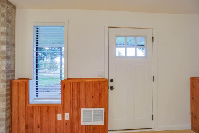 2413 Nw 111th St - Photo 6 of 27