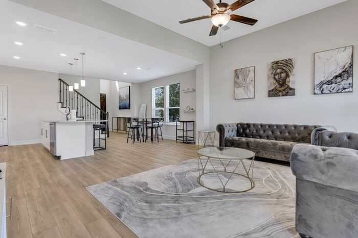 741 Creekwater Ln - Photo 6 of 21