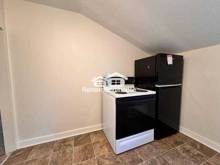 212 N 13th St #4 - Photo 6 of 12