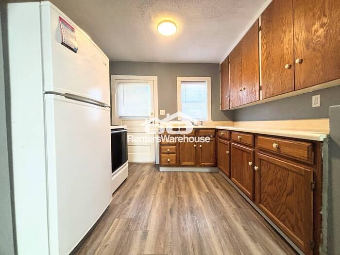 212 N 13th St #1 - Photo 7 of 8