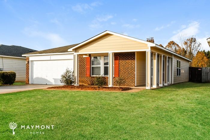 15270 Tyler Mill Dr - Photo 3 of 11