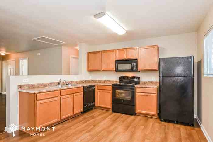 15270 Tyler Mill Dr - Photo 7 of 11