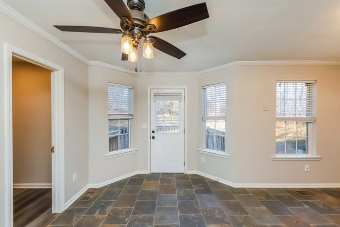 363 Amsterdam Way - Photo 4 of 19