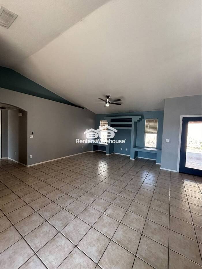 16019 N 35th Dr - Photo 5 of 20