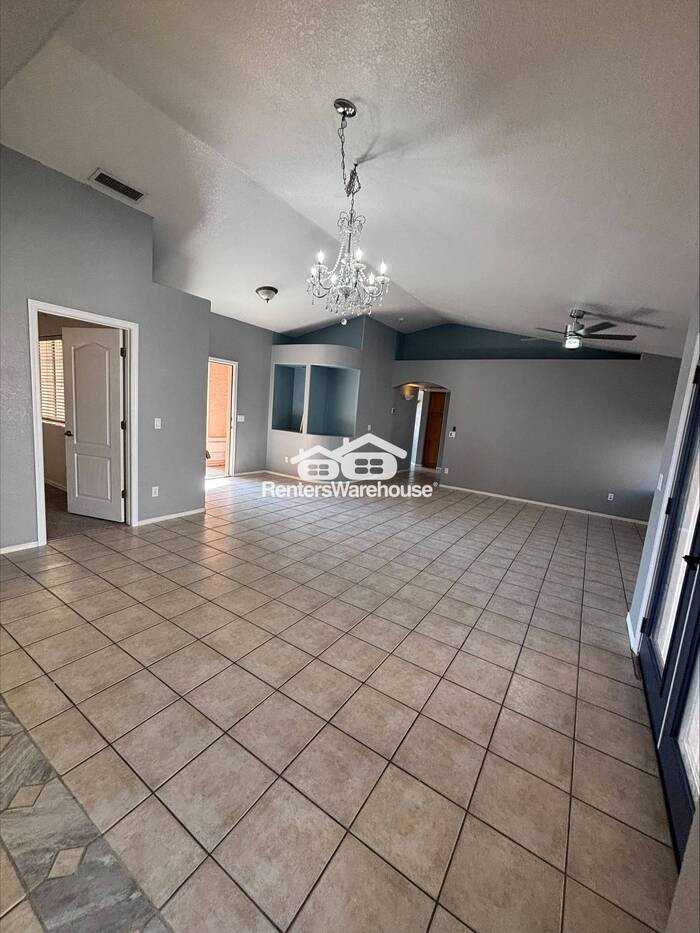 16019 N 35th Dr - Photo 6 of 20