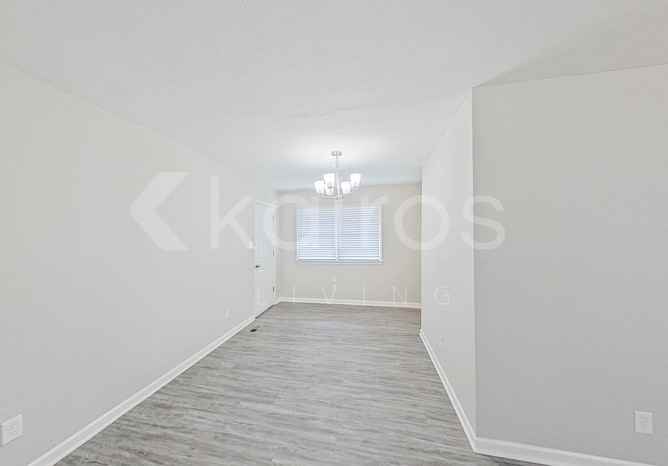 6537 Saint Louis St - Photo 5 of 29