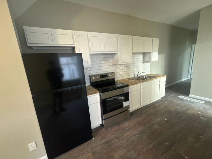 6706 Idaho Ave #1F - Photo 2 of 7