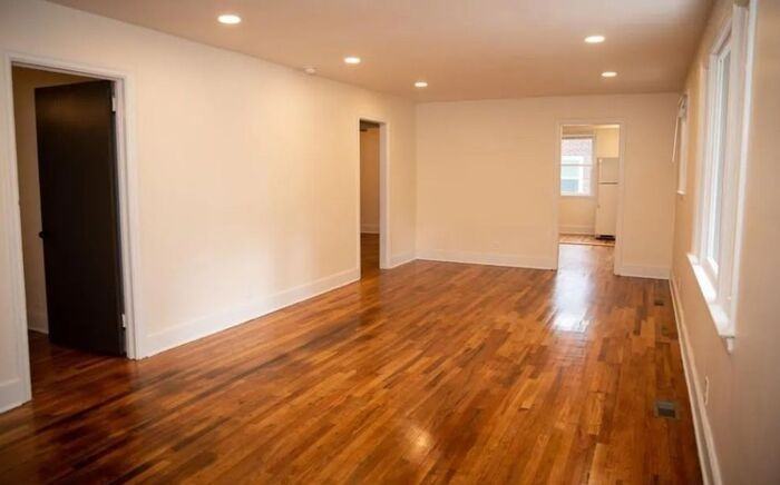 1420 S Kilbourne Rd - Photo 2 of 11