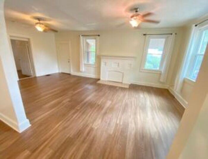 19 Hollywood Ct - Photo 4 of 14