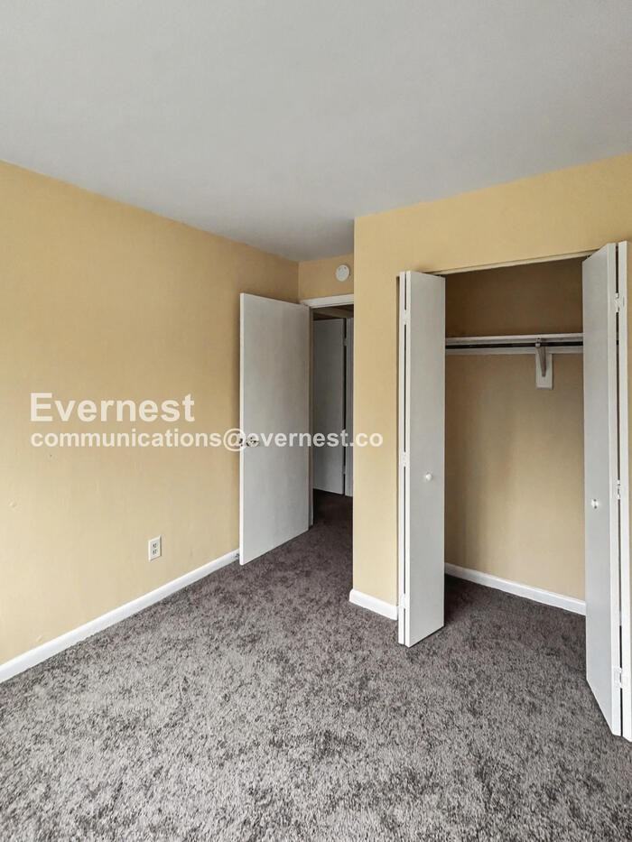 3846 Staffordshire Ln - Photo 7 of 21