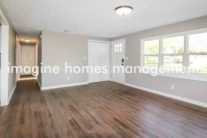 9336 Mount Vernon Dr - Photo 4 of 14