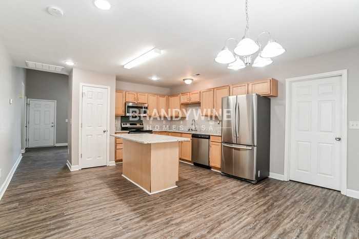 7917 Shiny Meadow Ln - Photo 7 of 21