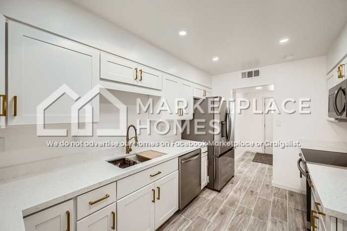 12021 N Riviera Ct - Photo 6 of 21