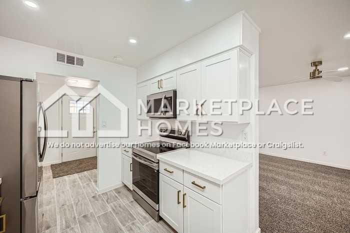 12021 N Riviera Ct - Photo 7 of 21