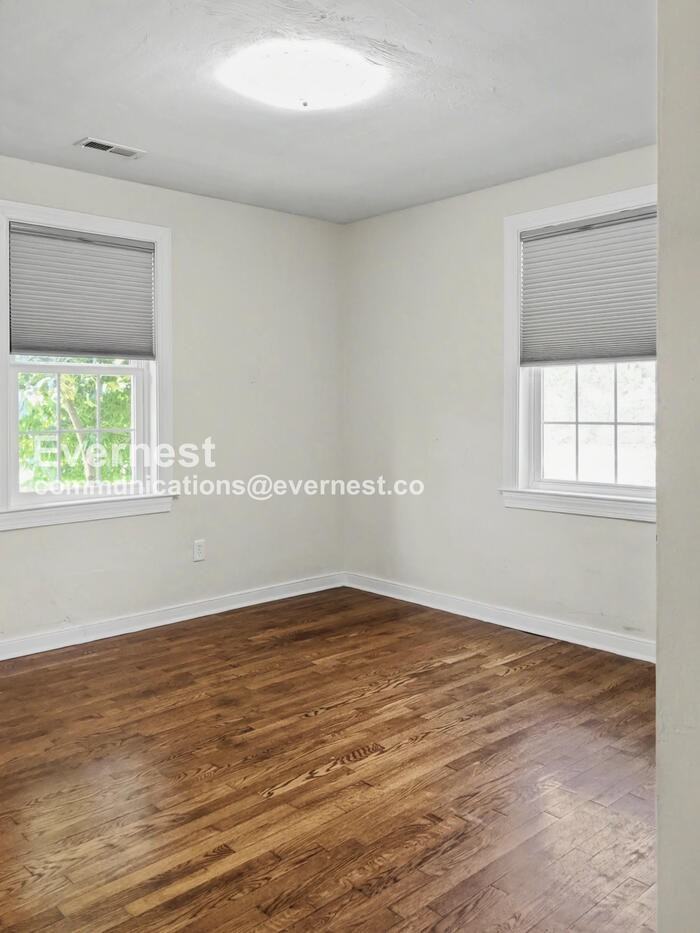 907 Coleman Dr - Photo 6 of 14