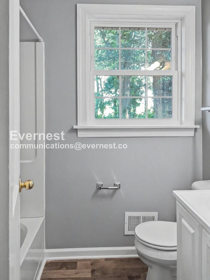 907 Coleman Dr - Photo 7 of 14