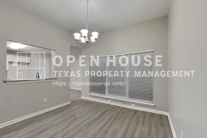 2221 Tangleridge Ln - Photo 7 of 16