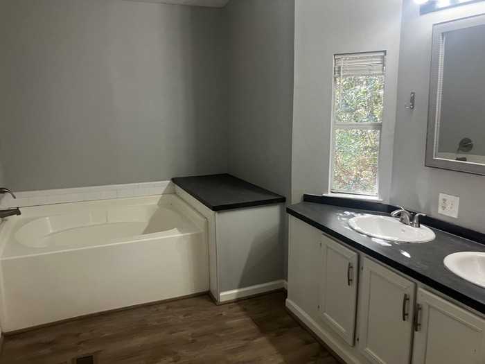 200 Raider Ln #18 - Photo 4 of 5