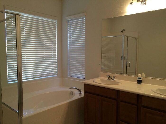 10559 La Campana St - Photo 2 of 5