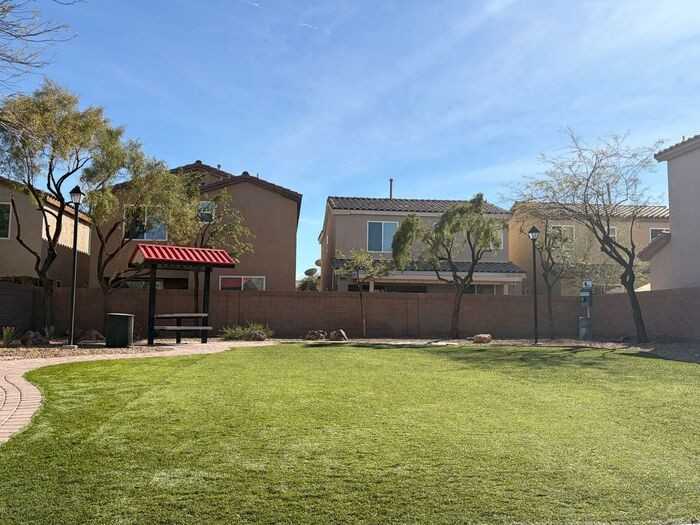 10559 La Campana St - Photo 4 of 5