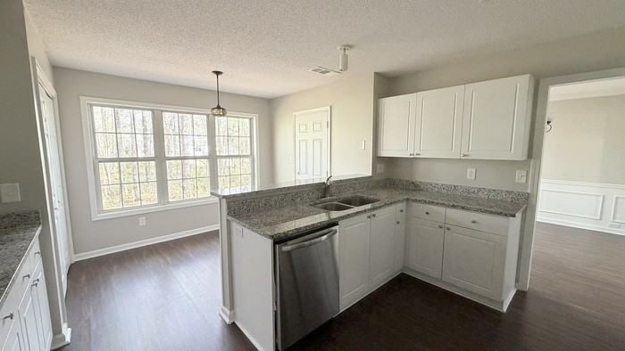 3008 Andora Dr Sw - Photo 6 of 18