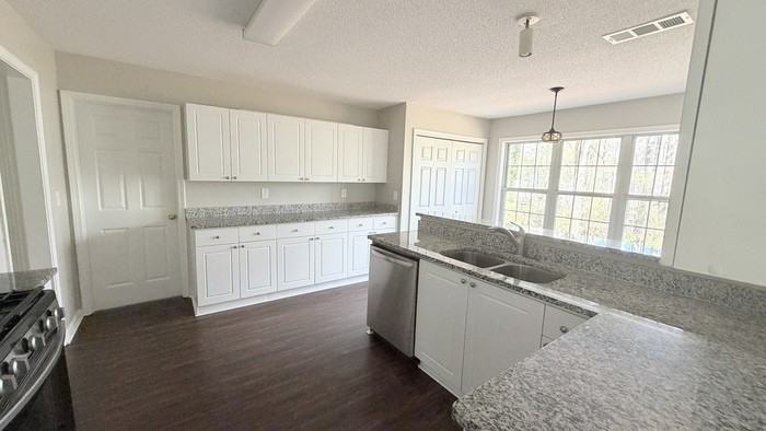 3008 Andora Dr Sw - Photo 7 of 18