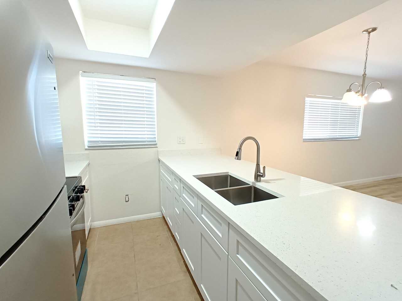 636 Ne 13th Ter #1 - Photo 4 of 14