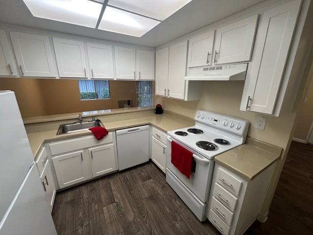 Vista del Lago - Photo 7 of 93