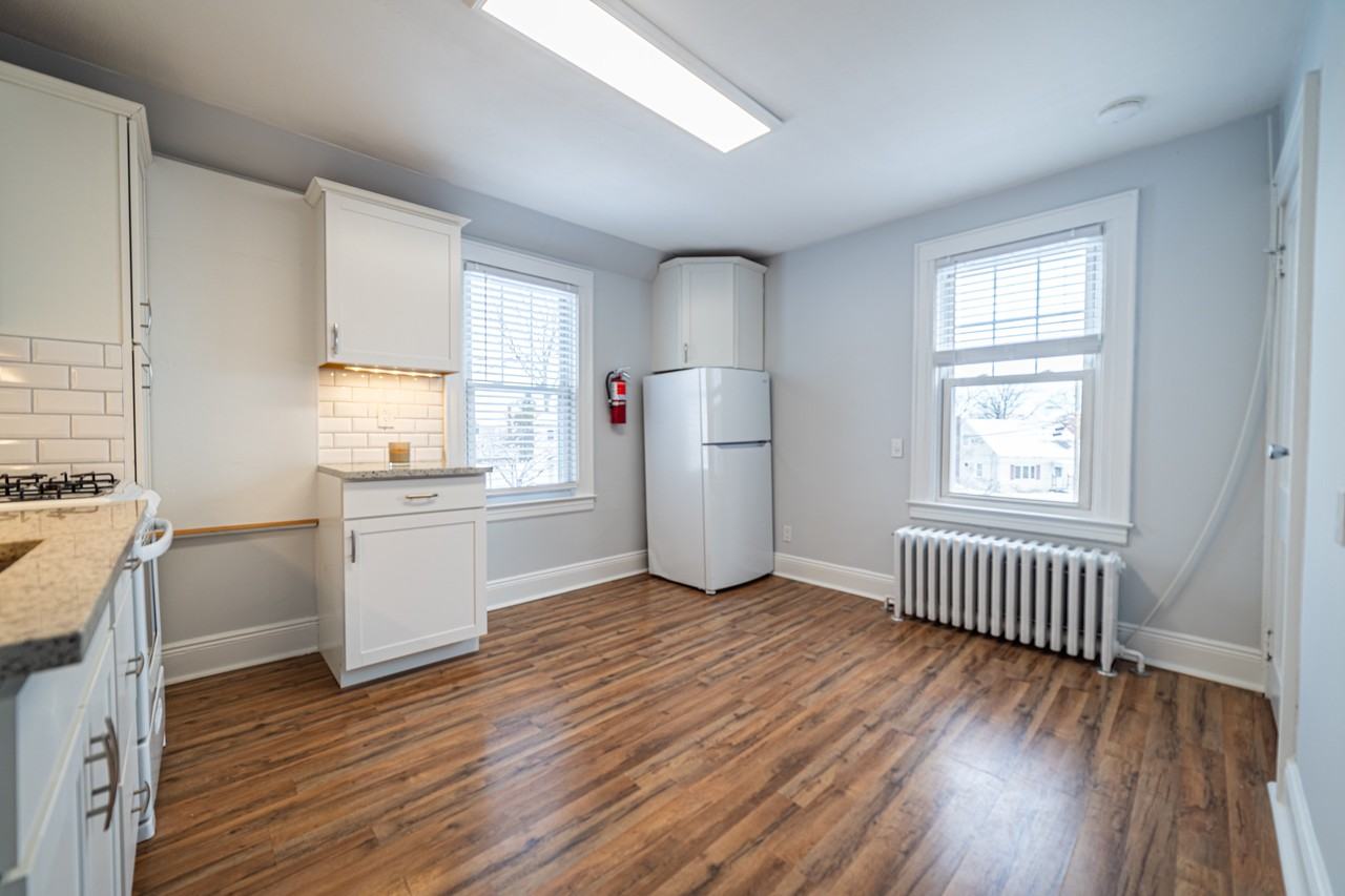 30 West St - Photo 2 of 9