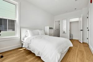 featured image of 695 Bennington St #4