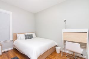 featured image of 153 Trenton St #1