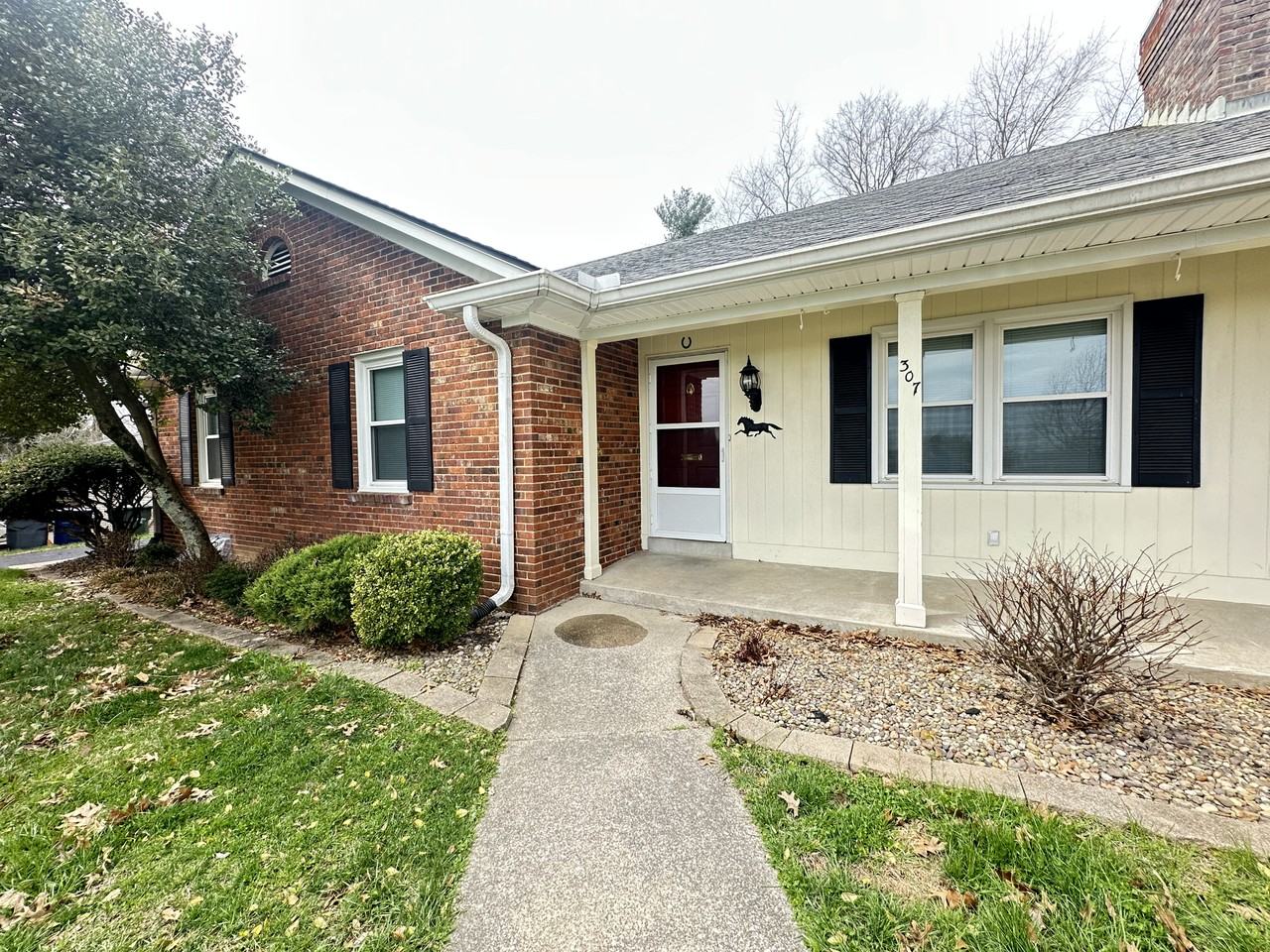 307 Lakeshore Dr #NA - Photo 2 of 25