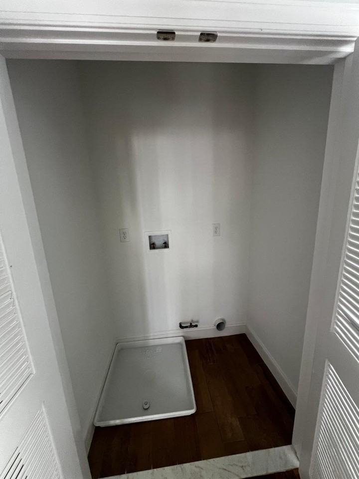 570 S 12th St #NA - Photo 2 of 11