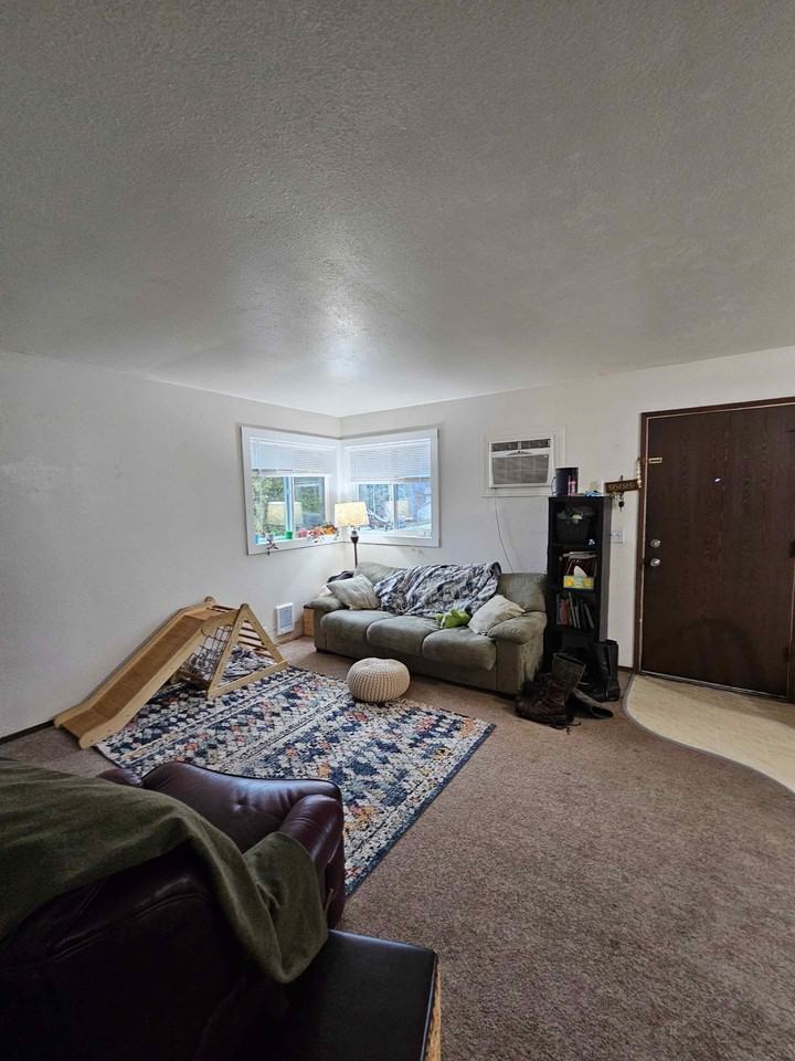 1403 Pine Cone Rd #NA - Photo 5 of 22