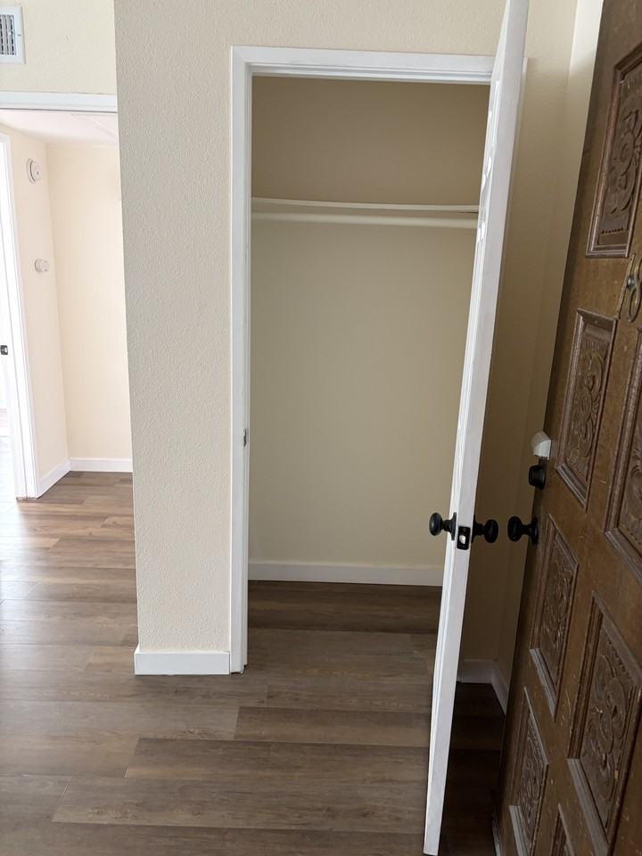 3428 Palm Ave #18 - Photo 4 of 24