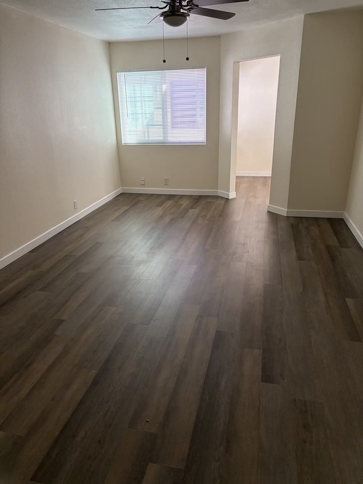 3428 Palm Ave #18 - Photo 5 of 24