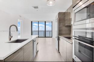 460 Ne 28th St #3907 - Photo 1 of 1