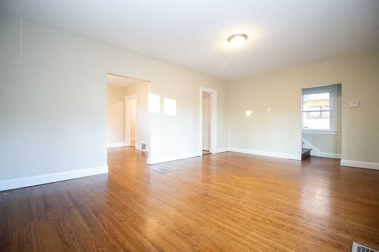 2122 South Ave #NA - Photo 3 of 24