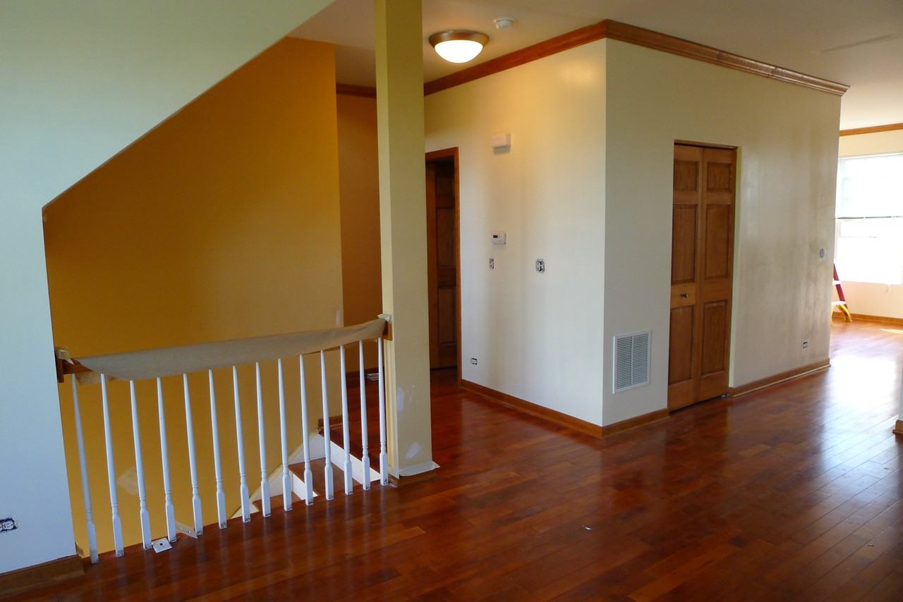 1729 W Turtle Creek Ln #1729 - Photo 3 of 9