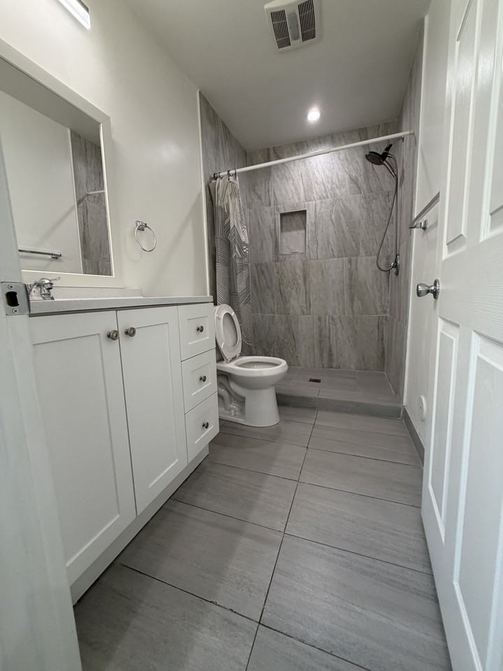 6834 Vantage Ave #NA - Photo 7 of 21