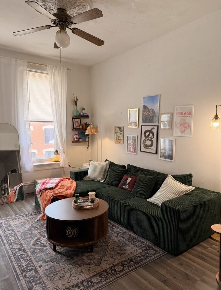 1930 N Sheffield Ave #2F - Photo 4 of 7